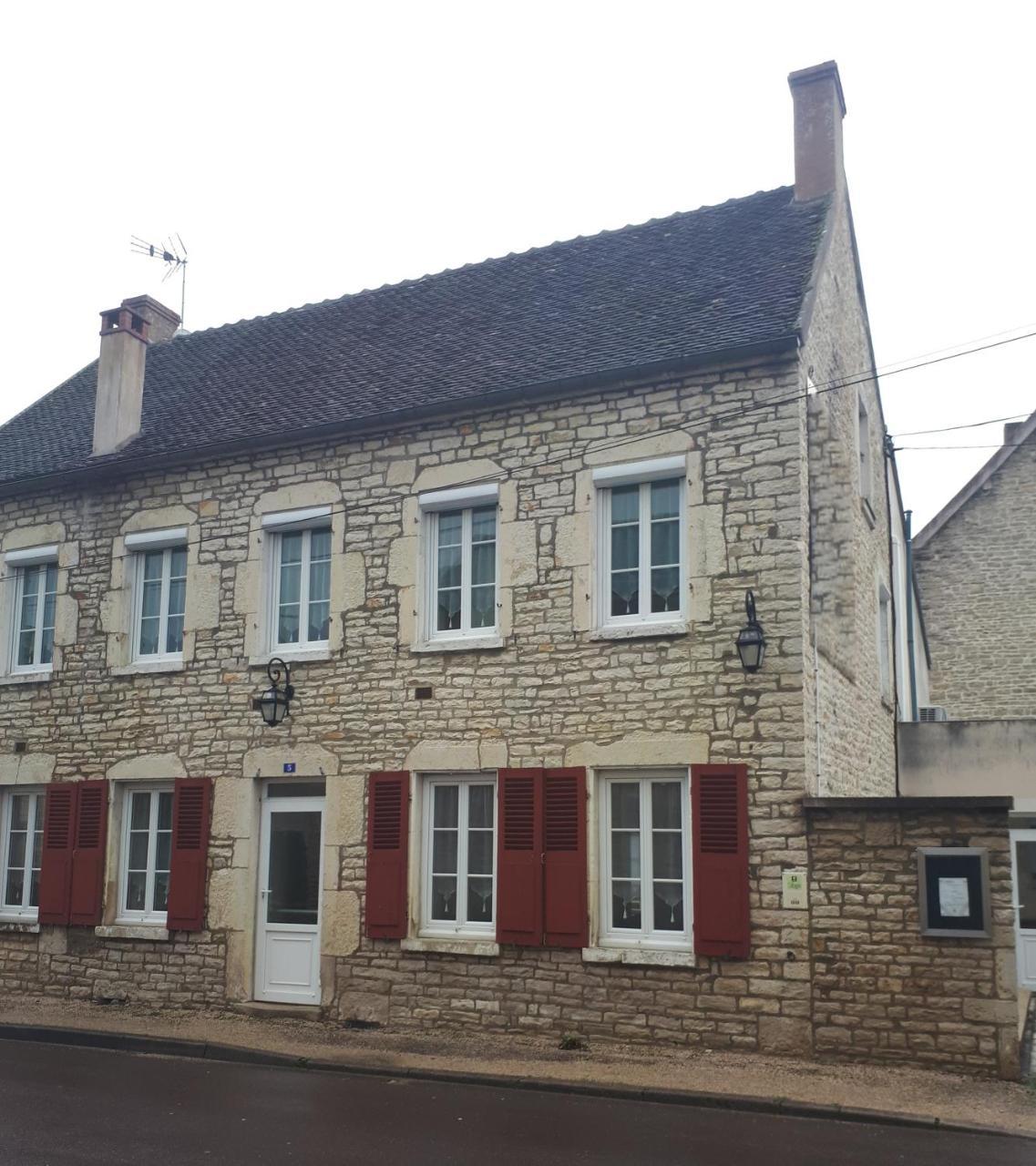 Chambres D'Hotes La Chaumiere Arcy-sur-Cure Eksteriør bilde