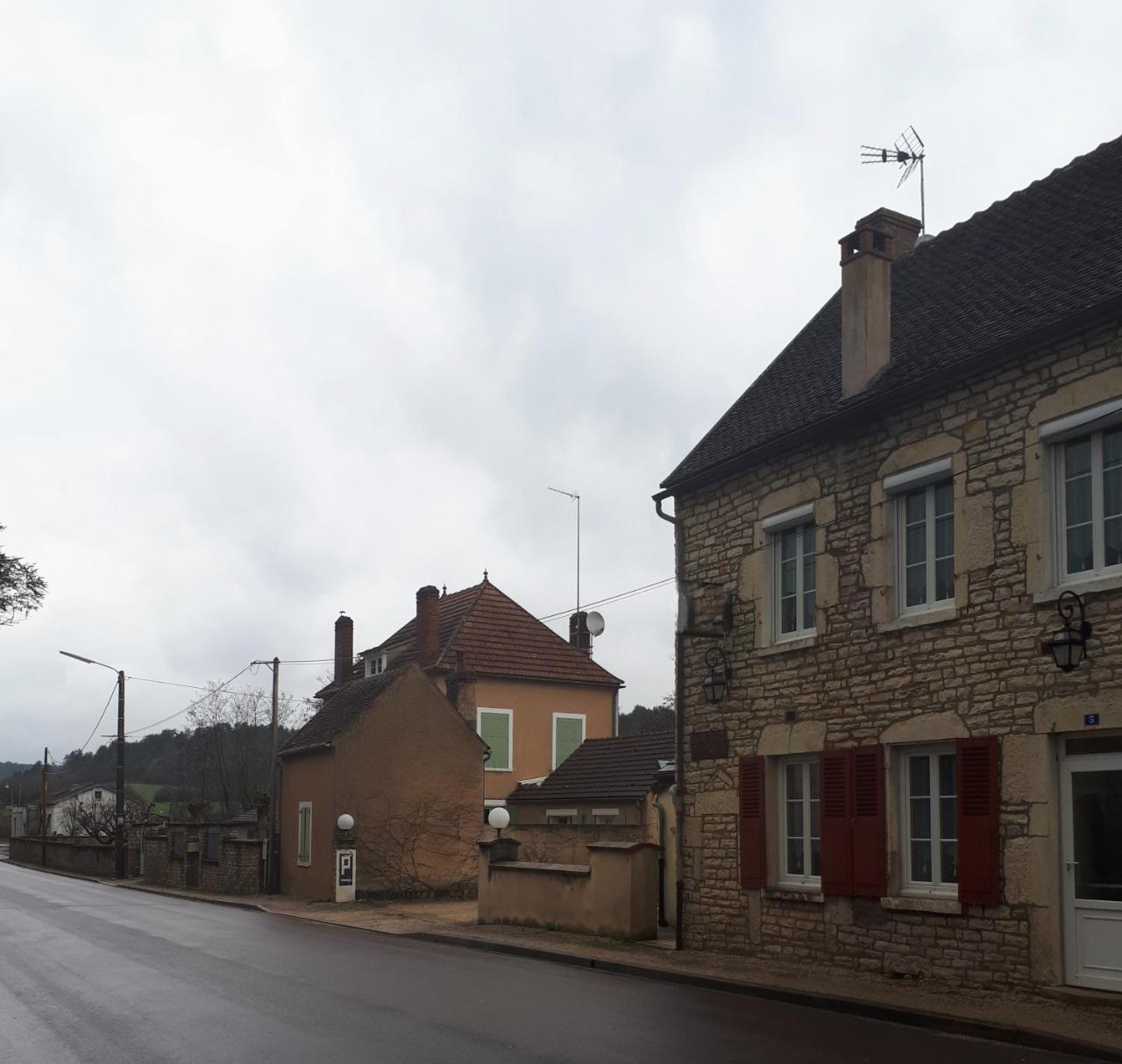 Chambres D'Hotes La Chaumiere Arcy-sur-Cure Eksteriør bilde